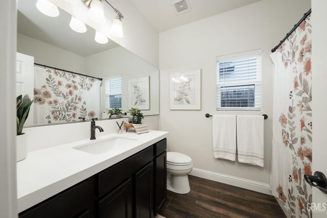 13515 Arden Forest Drive, Bakersfield, CA 93314