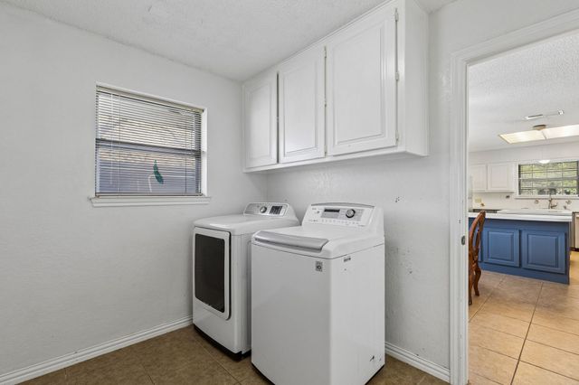 7304 Old Mill Run, Fort Worth, TX 76133