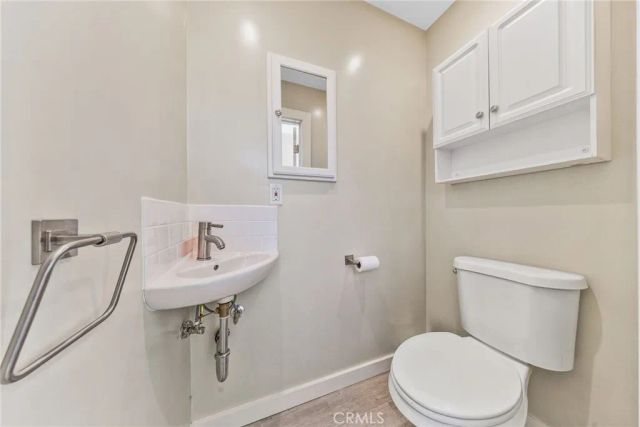 2722 W 15th, Los Angeles, CA 90006