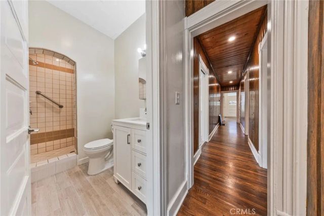 2722 W 15th, Los Angeles, CA 90006