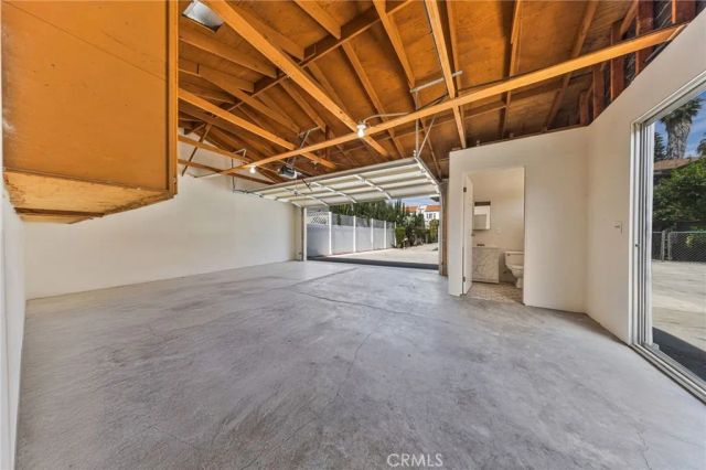 2722 W 15th, Los Angeles, CA 90006