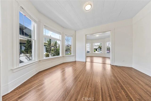 2722 W 15th, Los Angeles, CA 90006