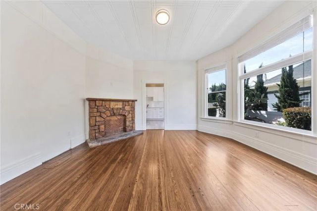 2722 W 15th, Los Angeles, CA 90006