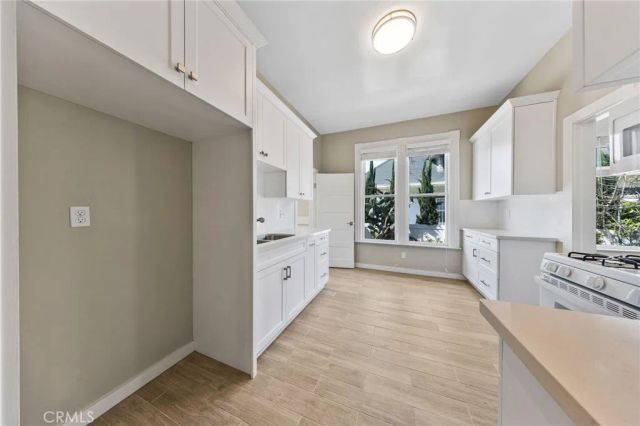 2722 W 15th, Los Angeles, CA 90006