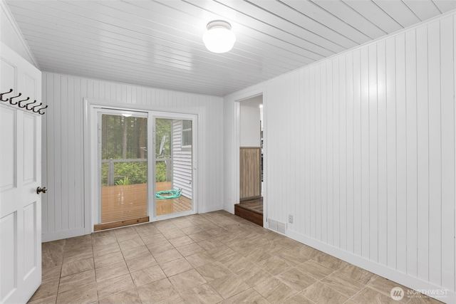 100 E Twanoh Heights Road S, Belfair, WA 98528