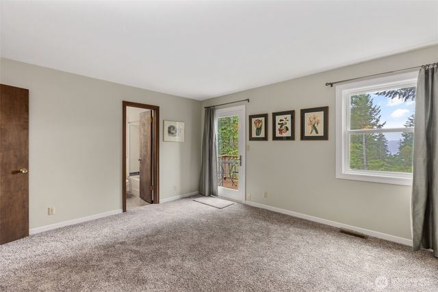 100 E Twanoh Heights Road S, Belfair, WA 98528