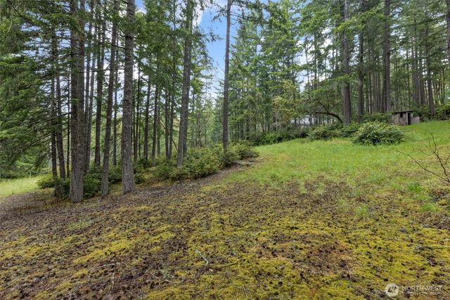 100 E Twanoh Heights Road S, Belfair, WA 98528