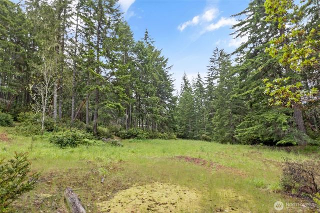 100 E Twanoh Heights Road S, Belfair, WA 98528