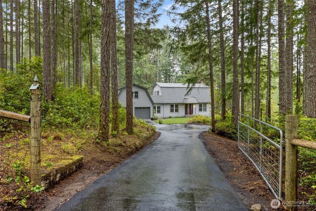 100 E Twanoh Heights Road S, Belfair, WA 98528