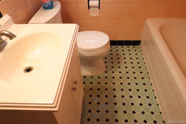 14574 Mark Twain, Detroit, MI 48227