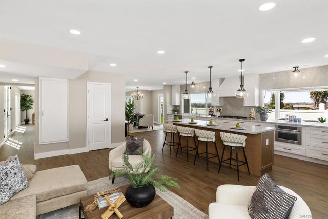 5764 Eldergardens St, San Diego, CA 92120