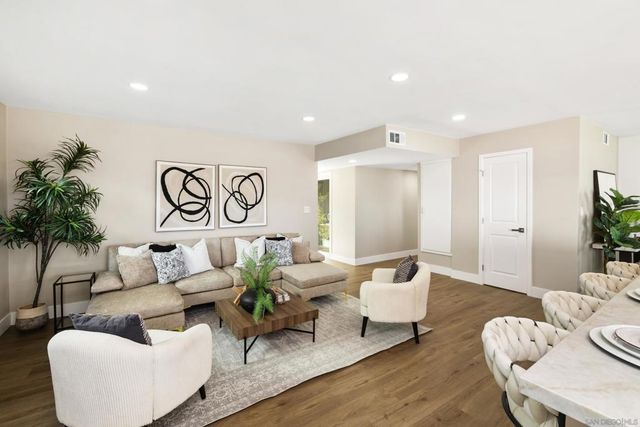 5764 Eldergardens St, San Diego, CA 92120