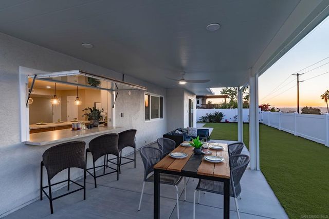 5764 Eldergardens St, San Diego, CA 92120