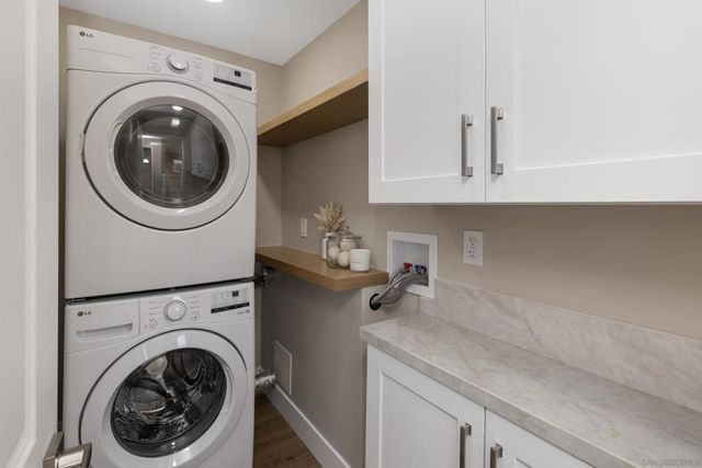 5764 Eldergardens St, San Diego, CA 92120