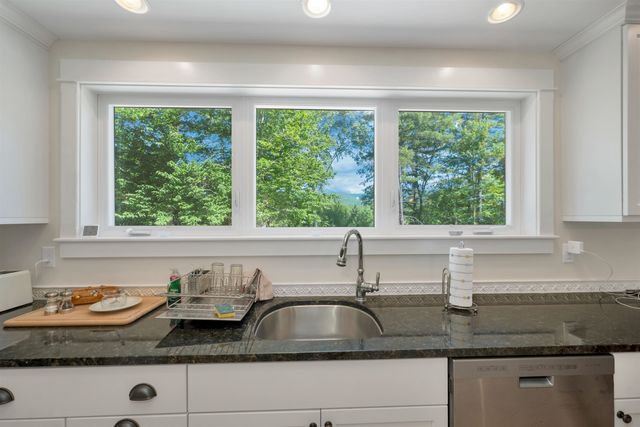 41 Beaver Pond Road, Moultonborough, NH 03254