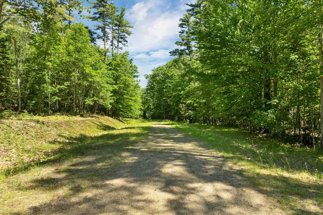41 Beaver Pond Road, Moultonborough, NH 03254