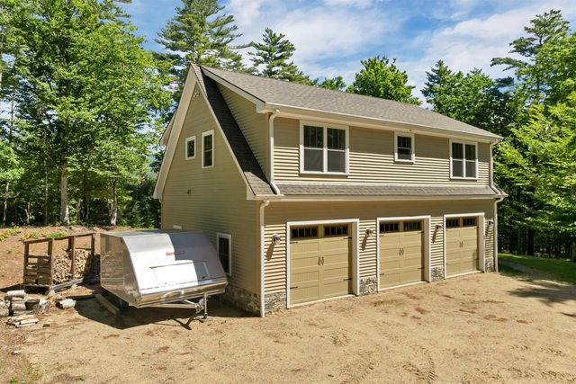 41 Beaver Pond Road, Moultonborough, NH 03254