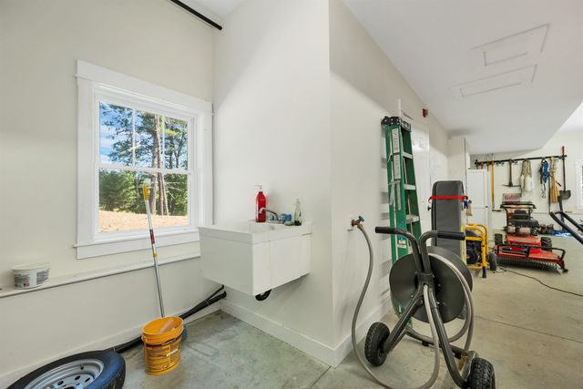 41 Beaver Pond Road, Moultonborough, NH 03254