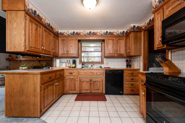 802 E Smith Street, Springfield, MO 65803