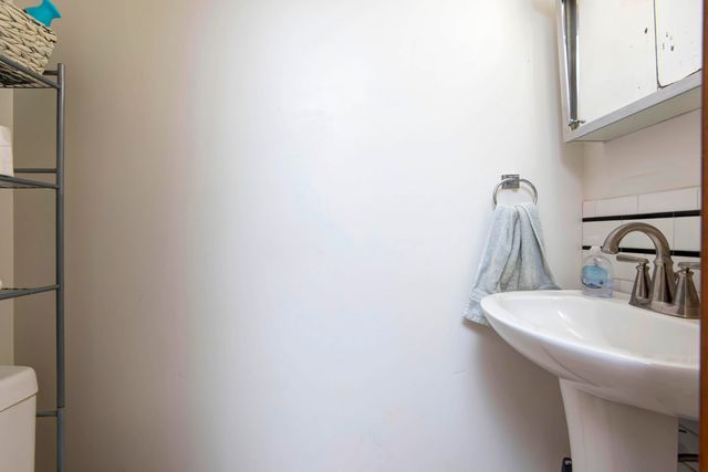 802 E Smith Street, Springfield, MO 65803