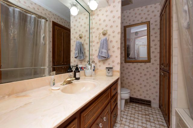 802 E Smith Street, Springfield, MO 65803