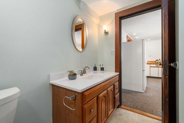 94 W Plain St, Wayland, MA 01778