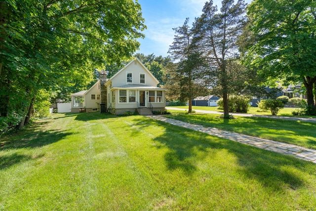 94 W Plain St, Wayland, MA 01778