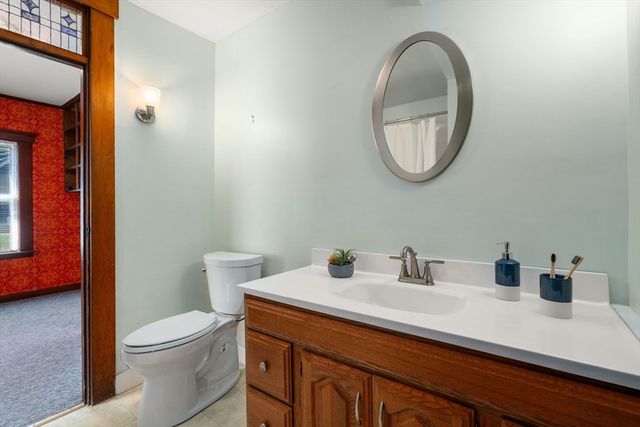 94 W Plain St, Wayland, MA 01778