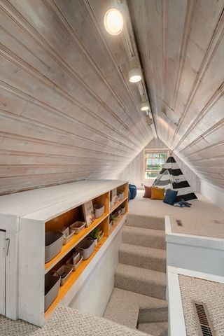 94 W Plain St, Wayland, MA 01778