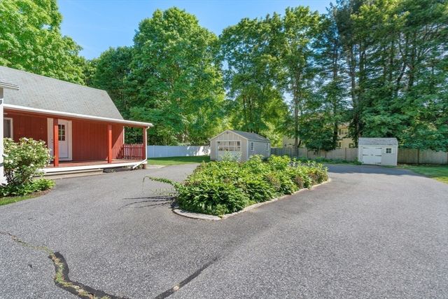 94 W Plain St, Wayland, MA 01778