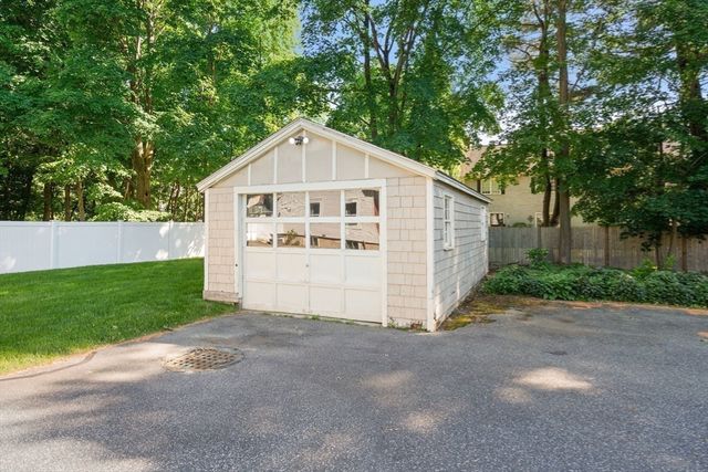 94 W Plain St, Wayland, MA 01778