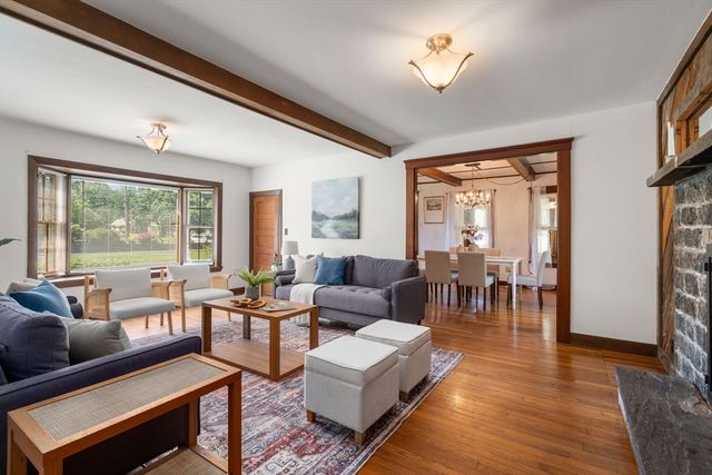 94 W Plain St, Wayland, MA 01778