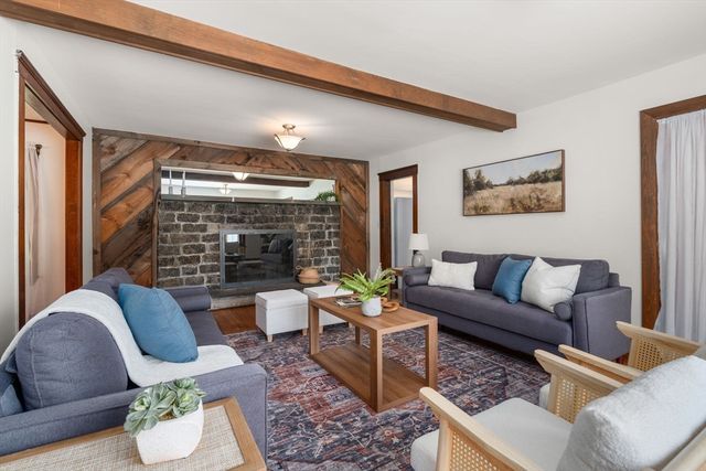 94 W Plain St, Wayland, MA 01778