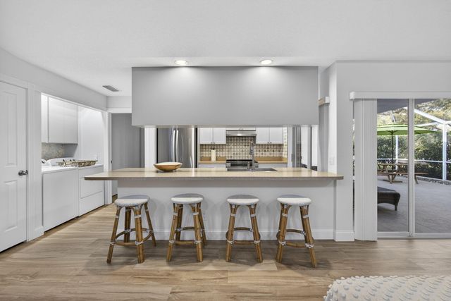 7502 Geminata Oak Court, Palm Beach Gardens, FL 33410