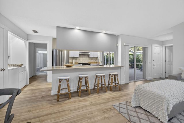 7502 Geminata Oak Court, Palm Beach Gardens, FL 33410