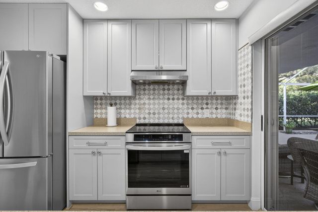 7502 Geminata Oak Court, Palm Beach Gardens, FL 33410