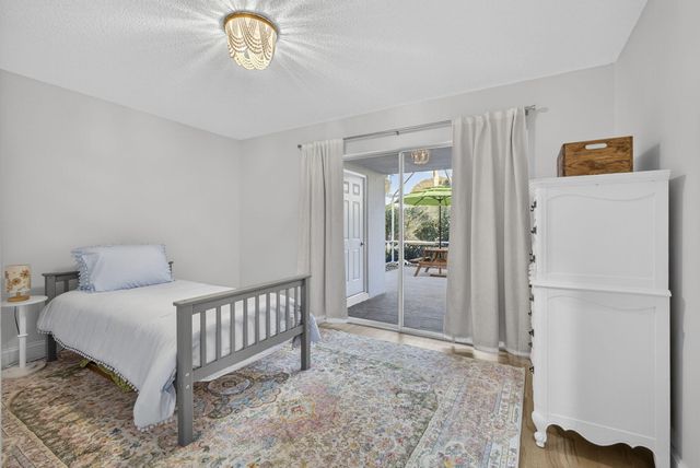 7502 Geminata Oak Court, Palm Beach Gardens, FL 33410