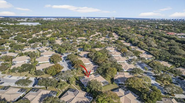 7502 Geminata Oak Court, Palm Beach Gardens, FL 33410