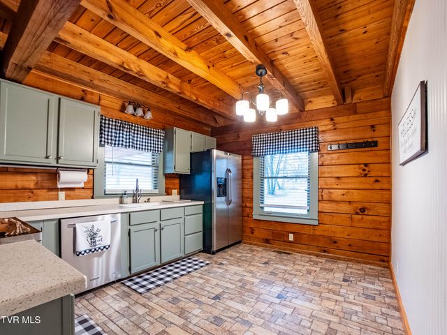 261 Eedmont Court, Rogersville, TN 37857