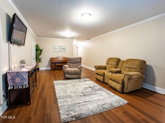 261 Eedmont Court, Rogersville, TN 37857