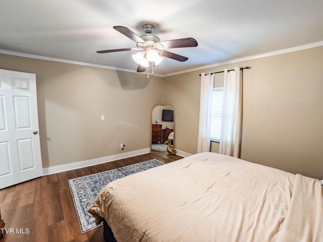 261 Eedmont Court, Rogersville, TN 37857