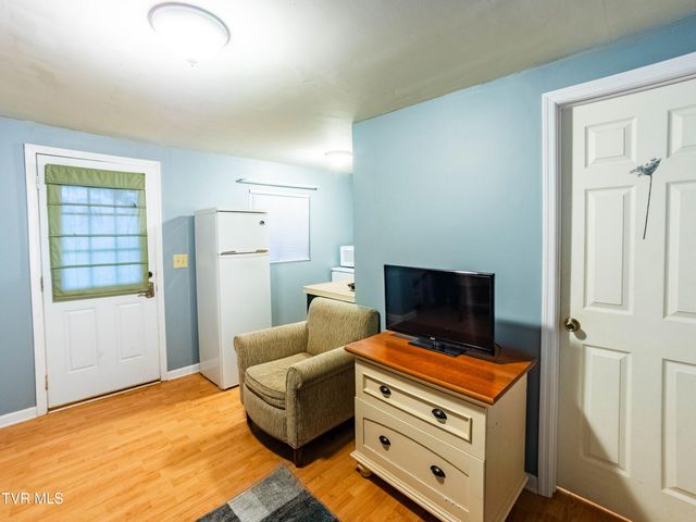 261 Eedmont Court, Rogersville, TN 37857