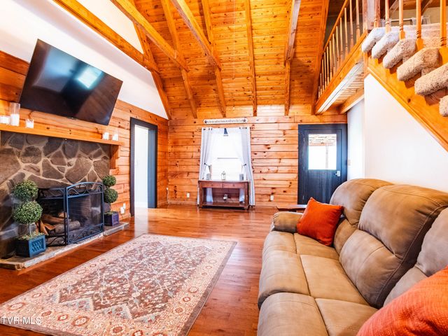 261 Eedmont Court, Rogersville, TN 37857