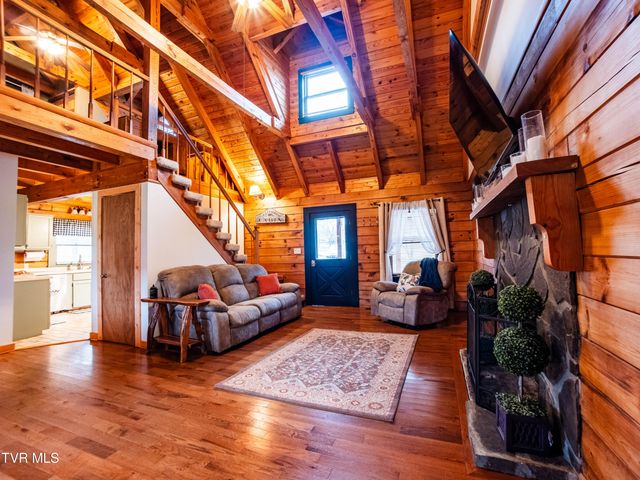 261 Eedmont Court, Rogersville, TN 37857