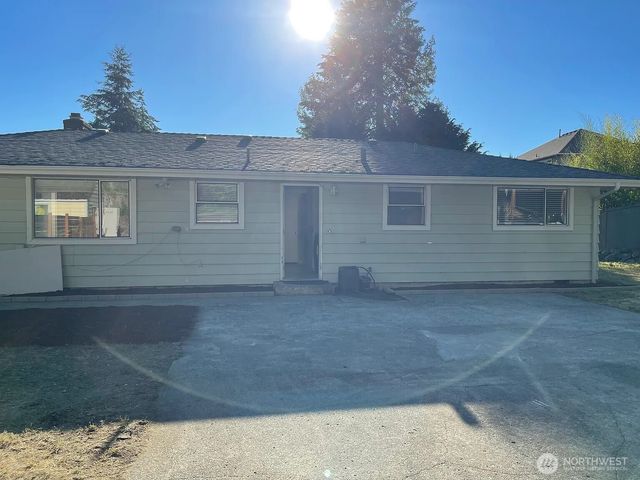 8036 & 8038 116th Avenue SE, Newcastle, WA 98056