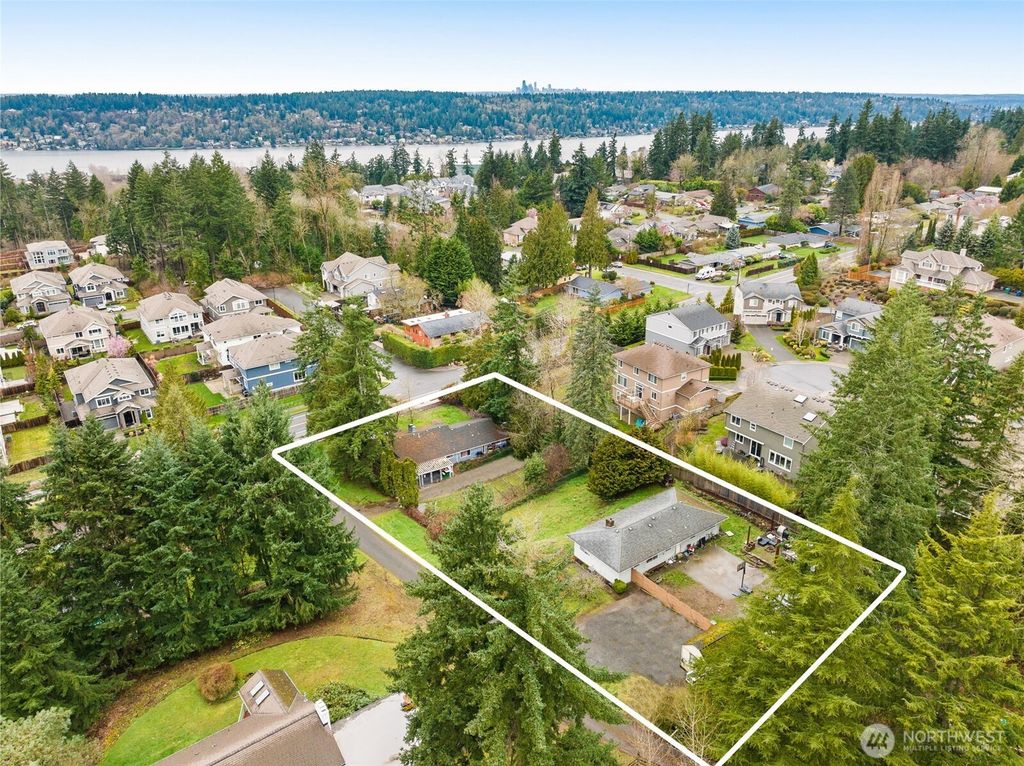 8036 & 8038 116th Avenue SE, Newcastle, WA 98056