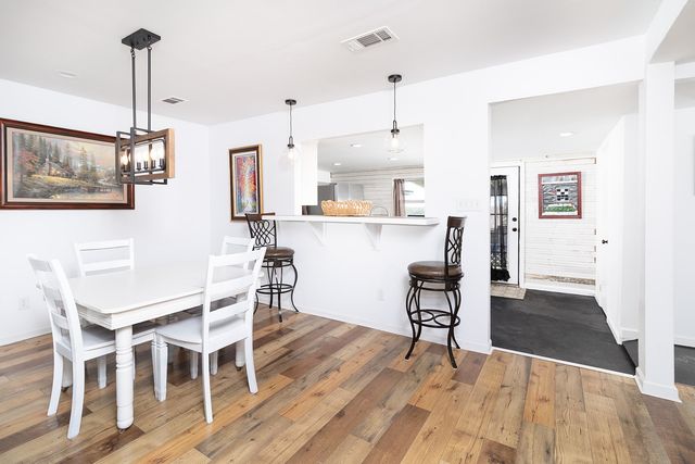 1815 S Oak Street, Brady, TX 76825