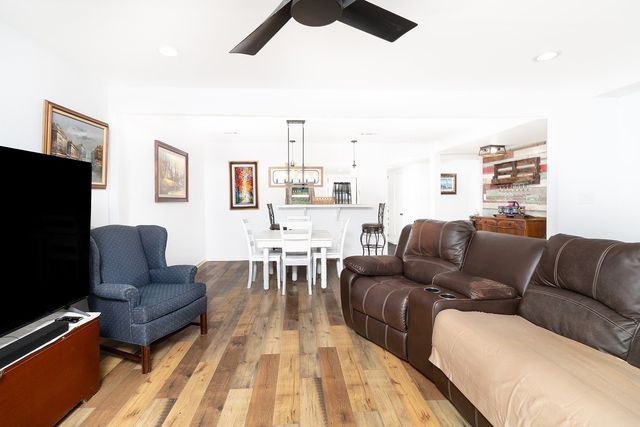 1815 S Oak Street, Brady, TX 76825