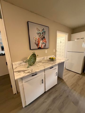 1911 S Saratoga Avenue, Springfield, MO 65804