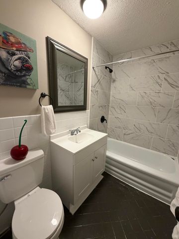 1911 S Saratoga Avenue, Springfield, MO 65804